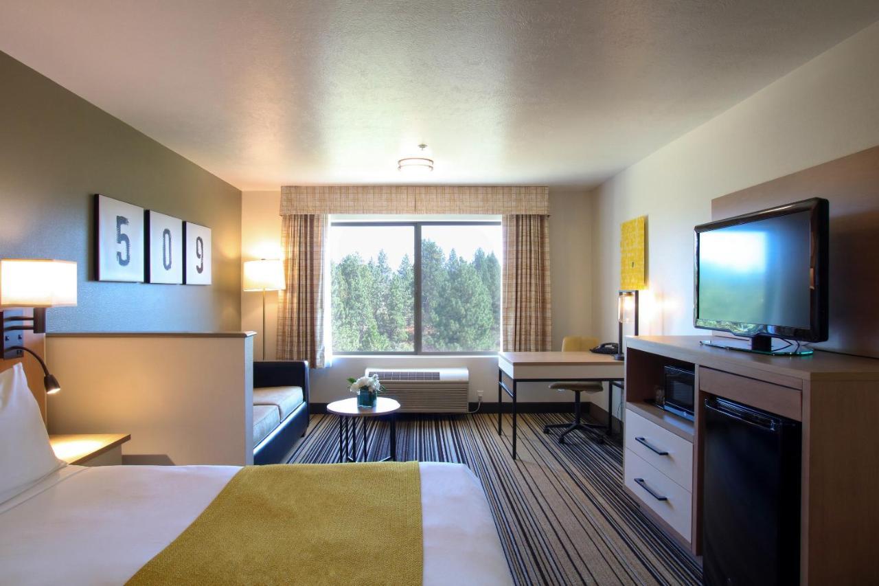 Oxford Suites Spokane Valley Exterior foto